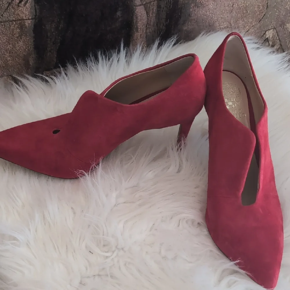 Vince Camuto Red Suede Heels - Picture 1 of 4